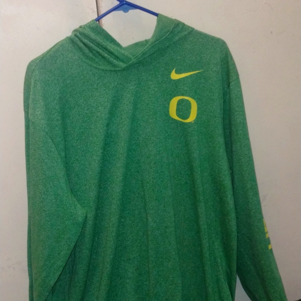 Nike Oregon Ducks Hooded Long Sleeve Mens  Shirt Green Sz. XL